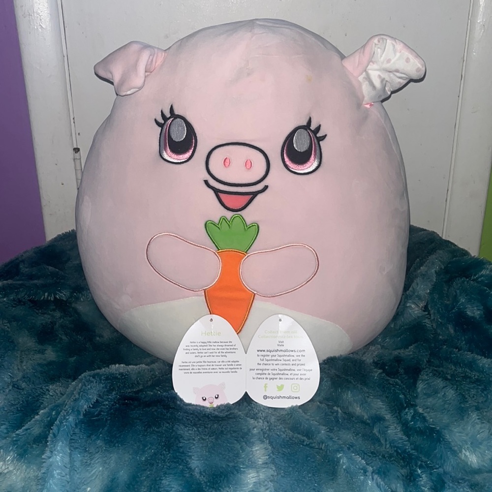 Hettie the pig Squishmallow 16 inch BNWT